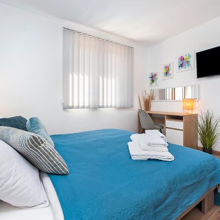 Apartman Lorena Rovinj Exterior foto