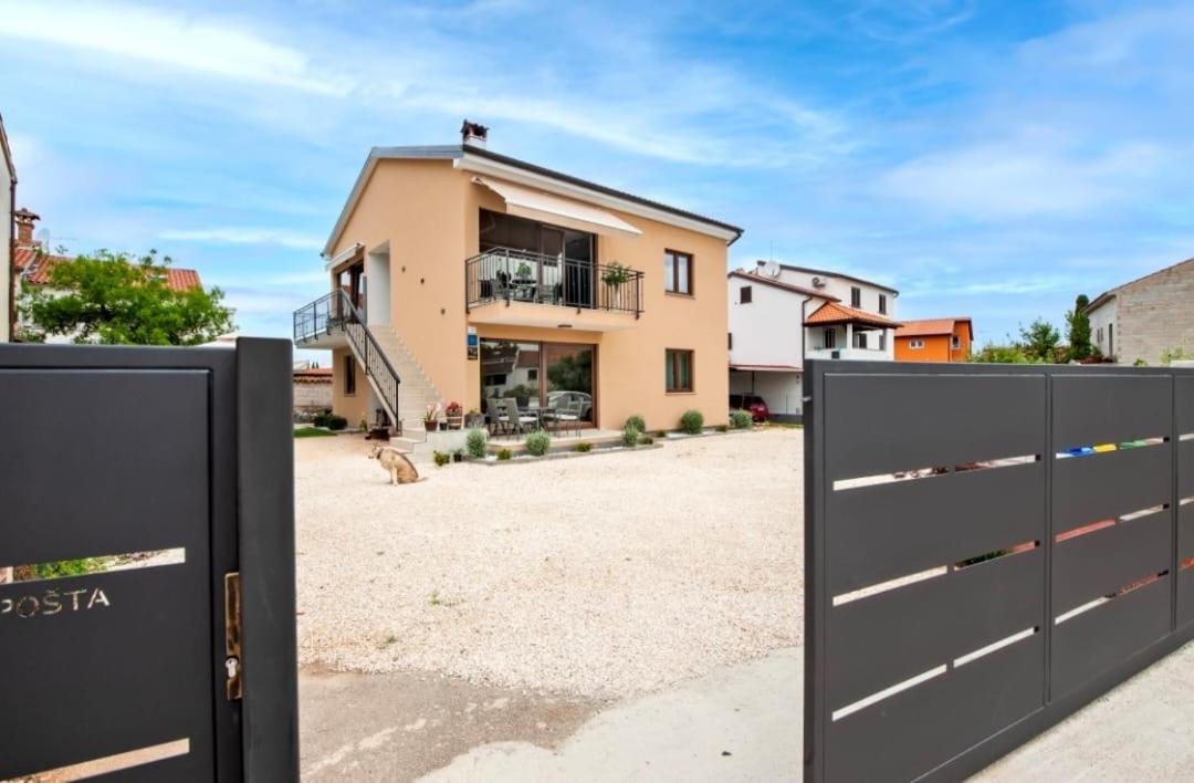 Apartman Lorena Rovinj Exterior foto