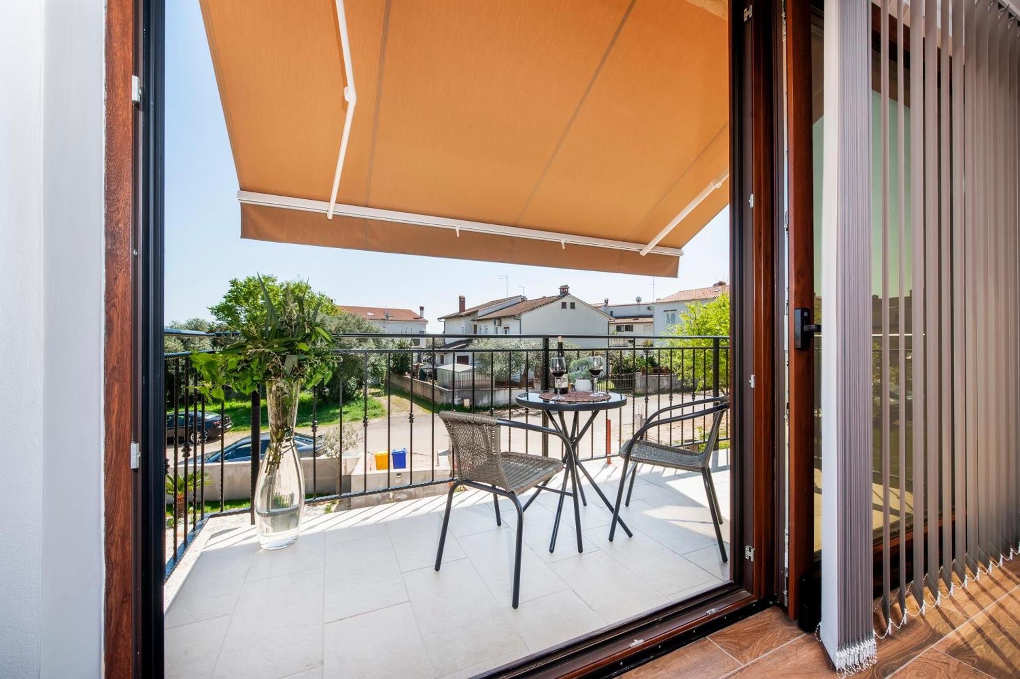 Apartman Lorena Rovinj Exterior foto